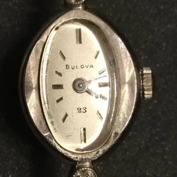 Vintage & gorgeous lady's 10k rolled gold plate Bulova 23 watch - still works! - Picture 3 of 12